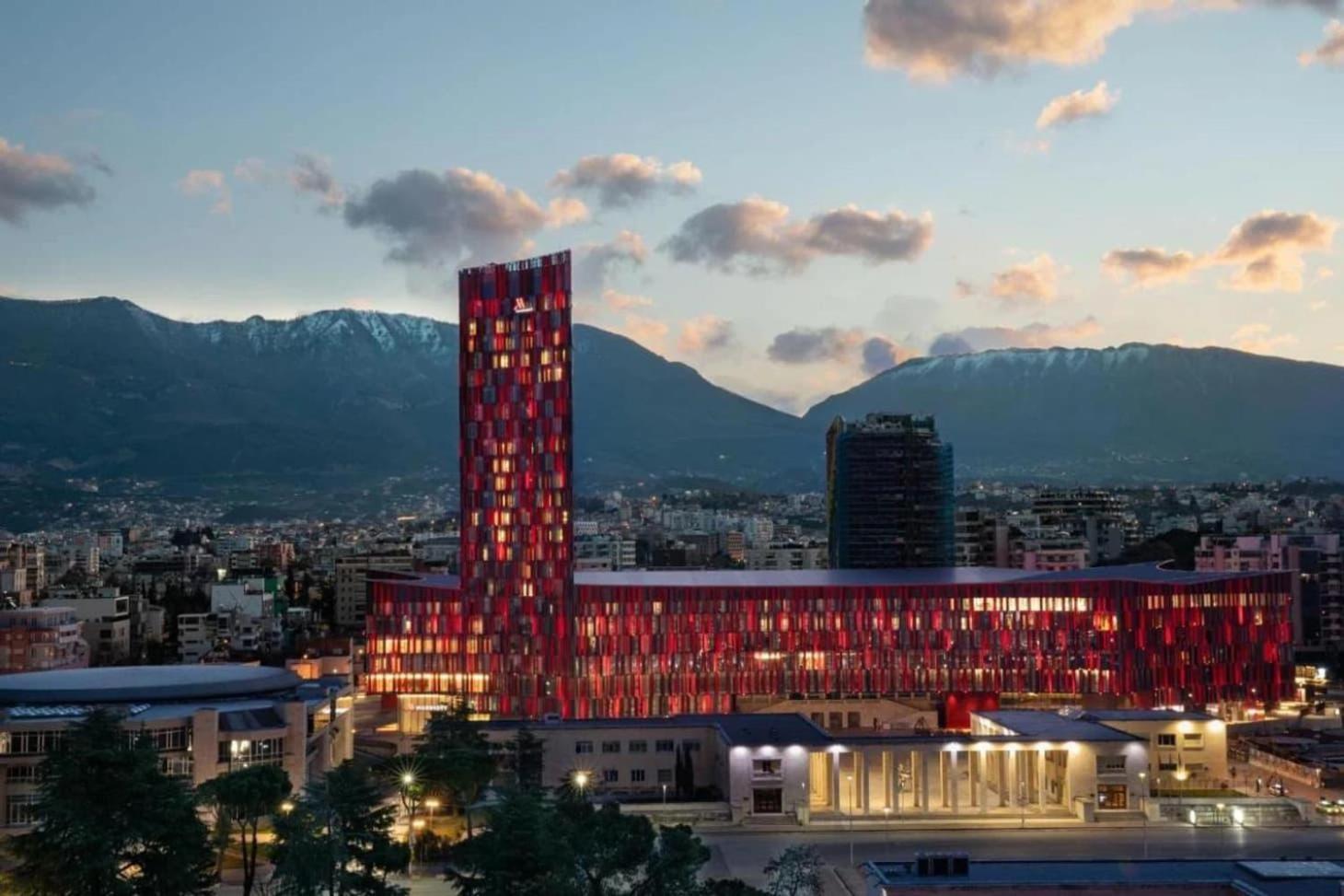 Cozy Flat Near Air Albania Stadium 1 Tirana Exterior photo